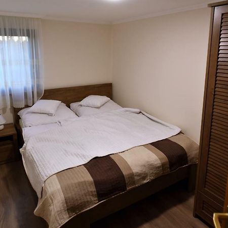 Siraly Apartman Hajdunanas Exterior photo